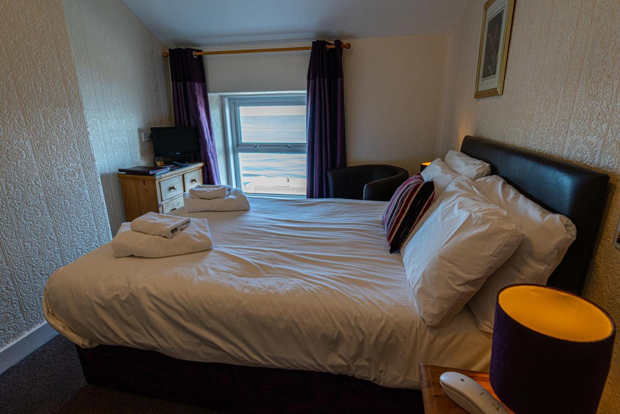 Can-y-bae 4* Llandudno