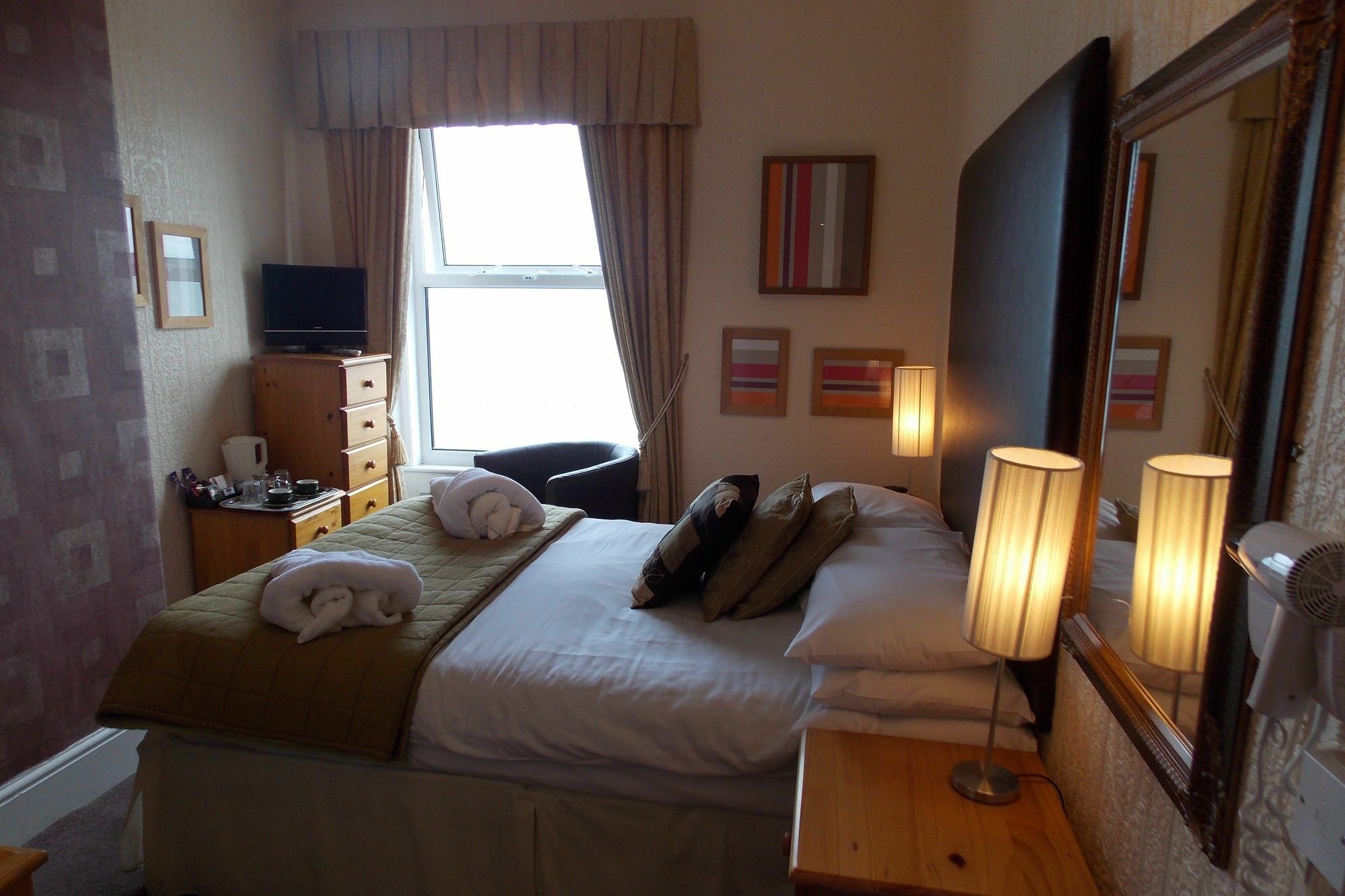 Can-y-bae 4* Llandudno