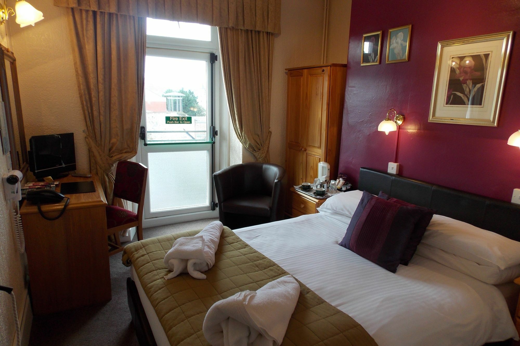 Can-y-bae 4* Llandudno